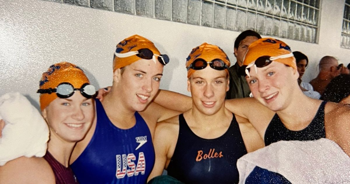 Jamie Cail, second from right, is pictured with teammates in a photo posted by a former teammate on Twitter.