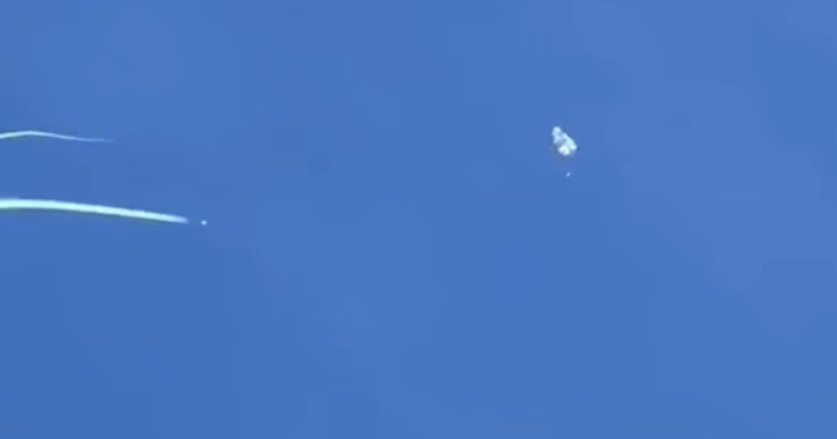 This Twitter screen shot shows the moment a Chinese spy balloon was being shot down.