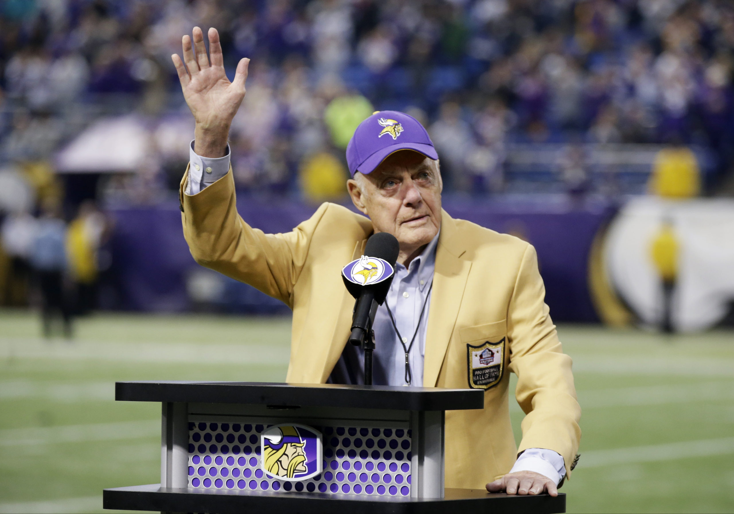 Former Minnesota Vikings Hall of Fame coach Bud Grant has died at age 95.