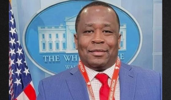 African journalist Simon Ateba is threatening legal action against the White House Correspondents Association.