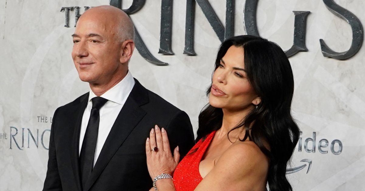 Amazon Founder and Executive Chair Jeff Bezos and Lauren Sanchez are seen at the global premiere of "The Lord of the Rings: The Rings of Power" in London on August 30, 2022.