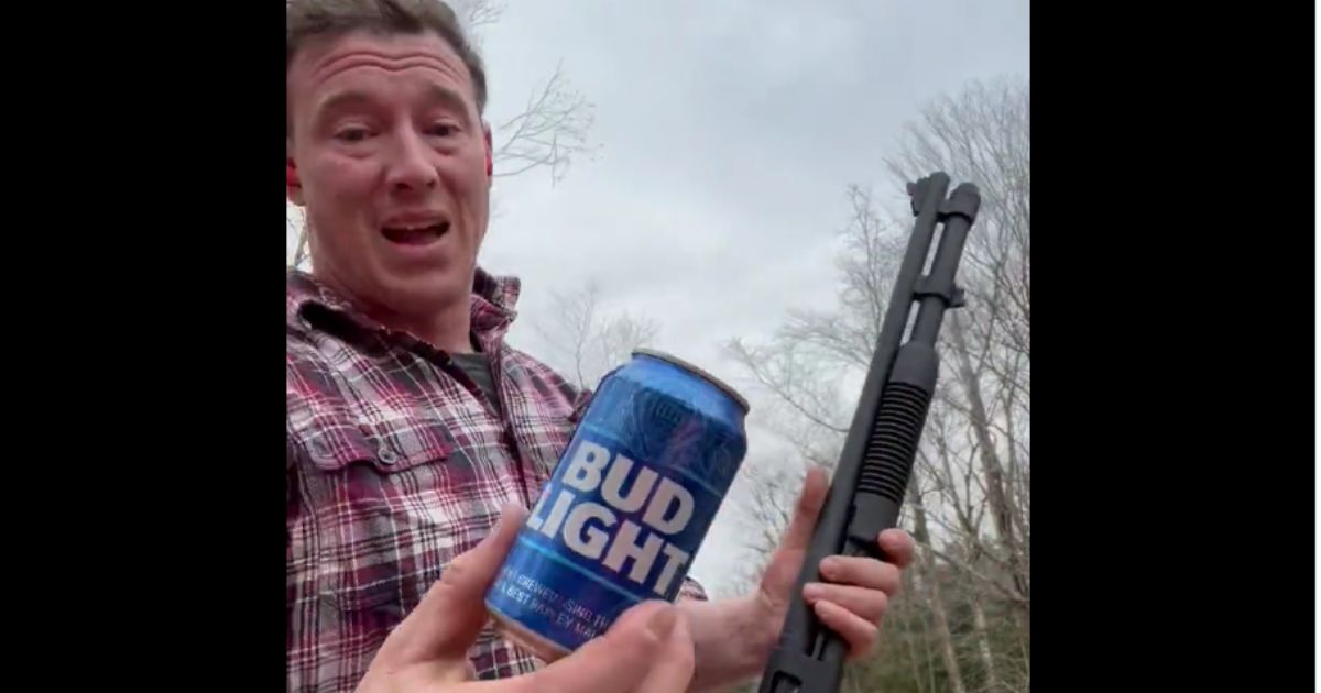 Carl Higbie, a former Navy SEAL, posted a video to his Twitter account demonstrating how he feels about Bug Light going broke.