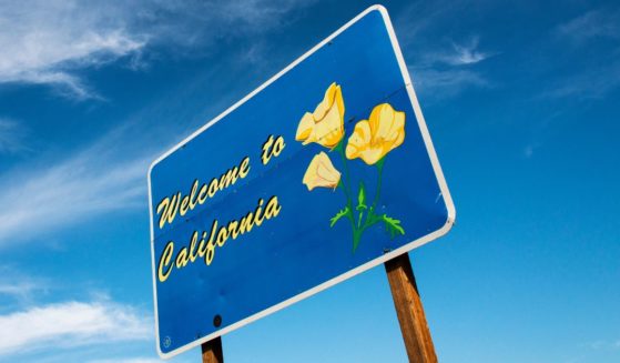 A sign on the California-Oregon border welcomes people to California.