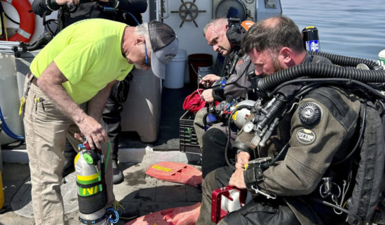 divers preparing to explore Long Island Sound