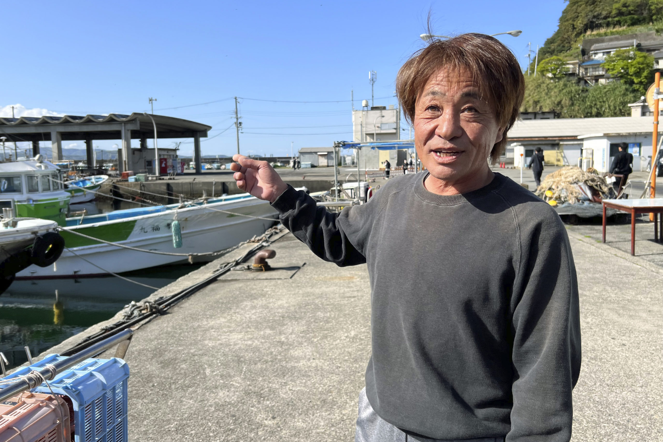 Masaki Nishide, a fisherman at the Satsugasaki port, describes the explosion scene on Sunday at an election campaign event Prime Minister Fumio Kishida attended and narrowly escaped in Wakayma, Japan.