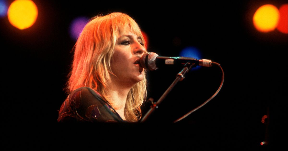 British musician Christine McVie, of the group Fleetwood Mac, performs onstage at the Alpine Valley Music Theater in East Troy, Wisconsin, on July 19, 1978.