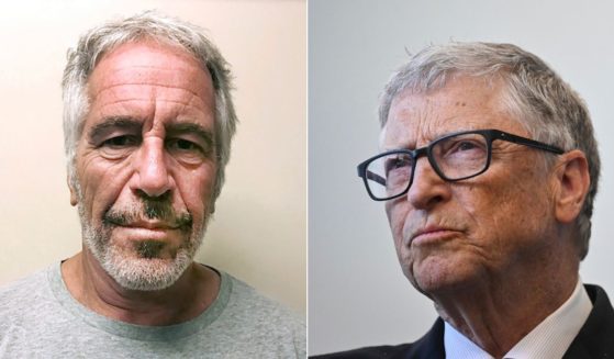 A new report suggests that Jeffrey Epstein, left, threatened Bill Gates, right, in 2017 over an affair from years earlier.