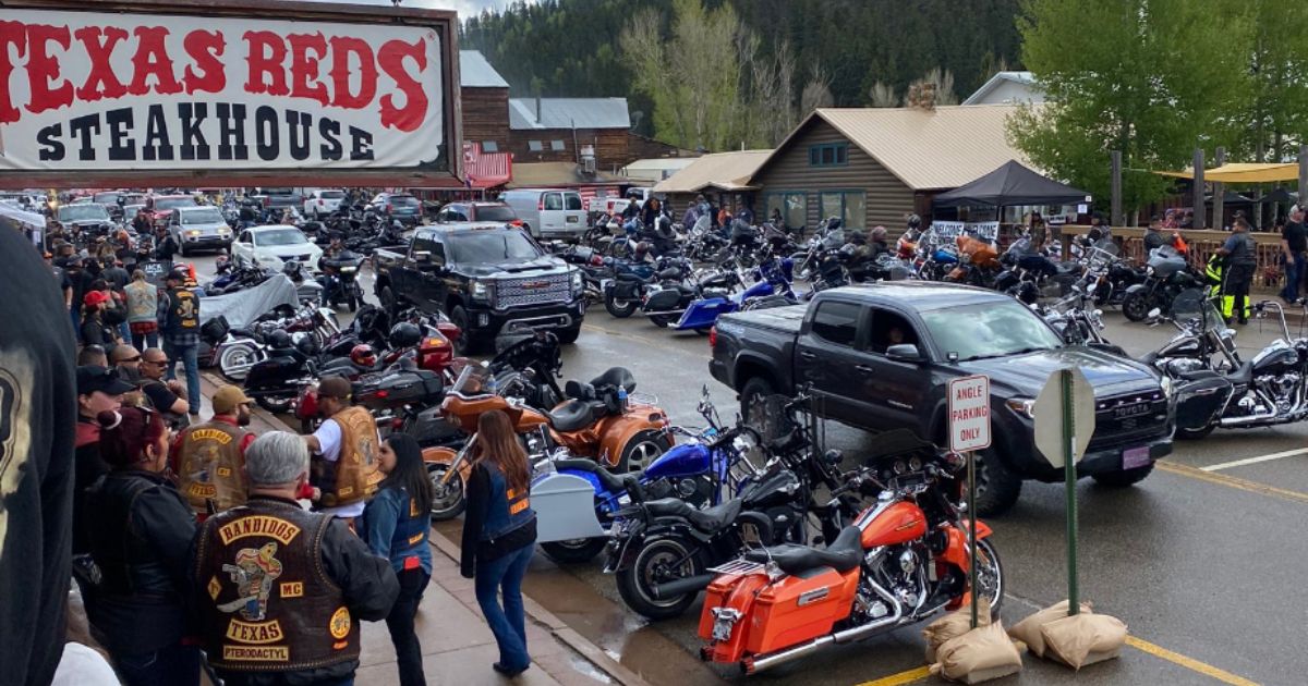 Biker gang shooting over Memorial Day weekend kills 3 and injures 5 in New Mexico.