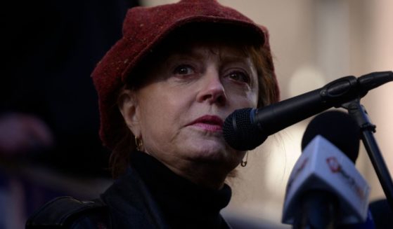 Susan Sarandon speaks during a protest against a high court ruling allowing the extradition to the US of WikiLeaks founder Julian Assange in New York City on Dec. 13, 2021.