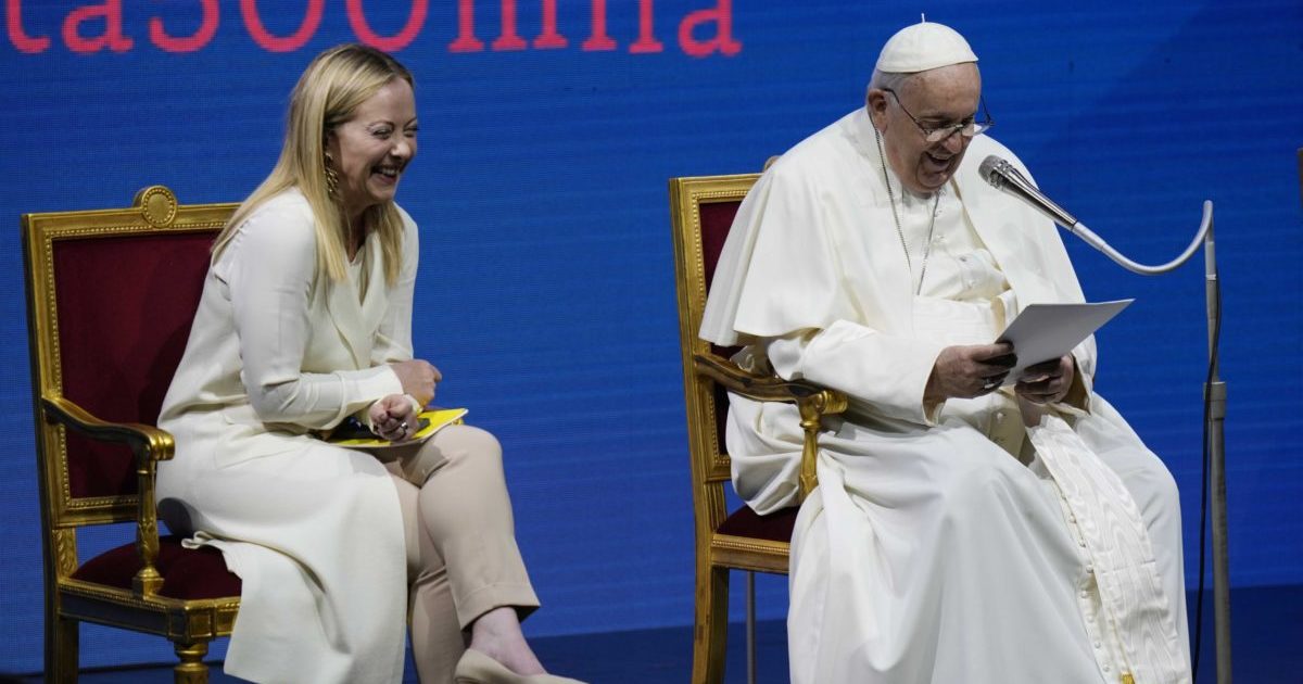 Pope Francis and Italian Premier Giorgia Meloni