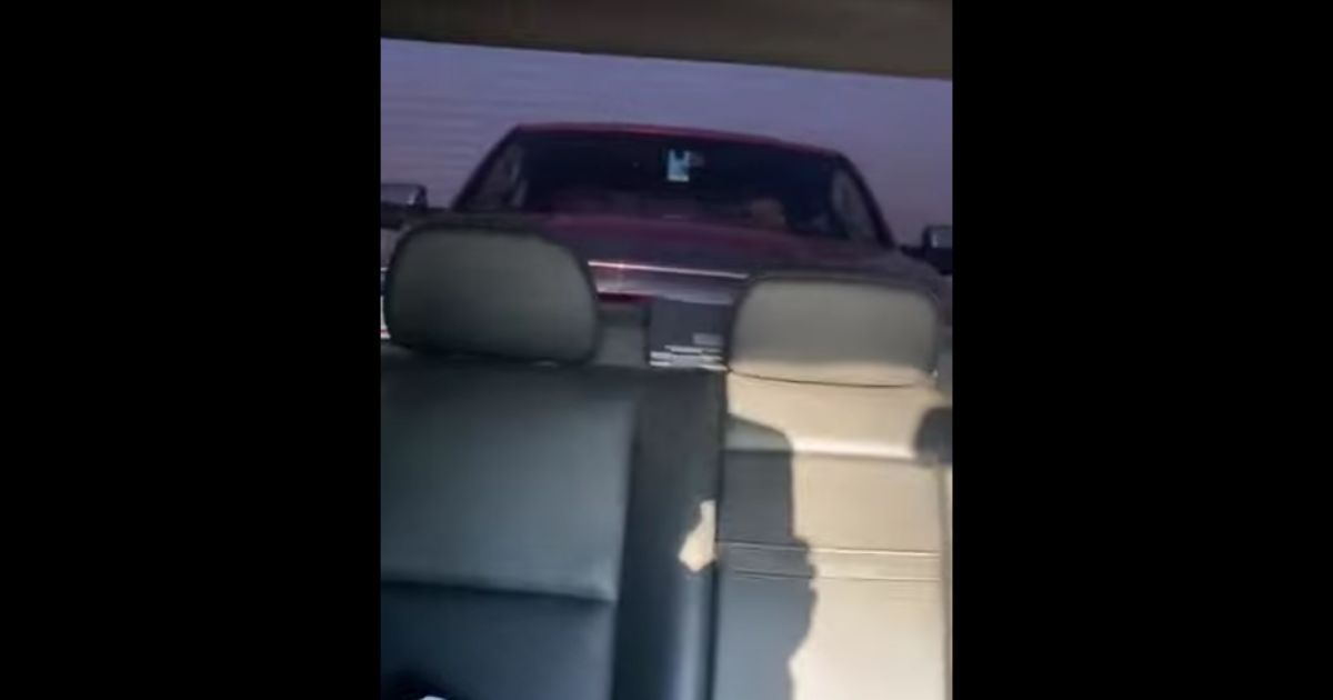 Scary road rage: Truck rams car repeatedly on camera.