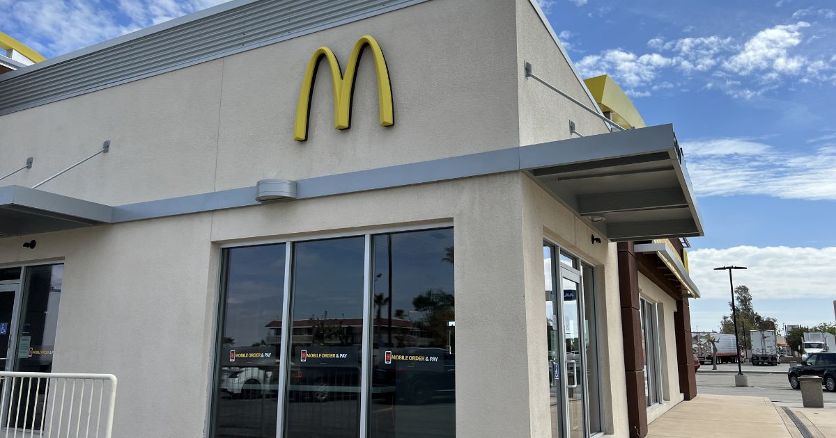 The above image is of a McDonald's in Buttonwillow, California.