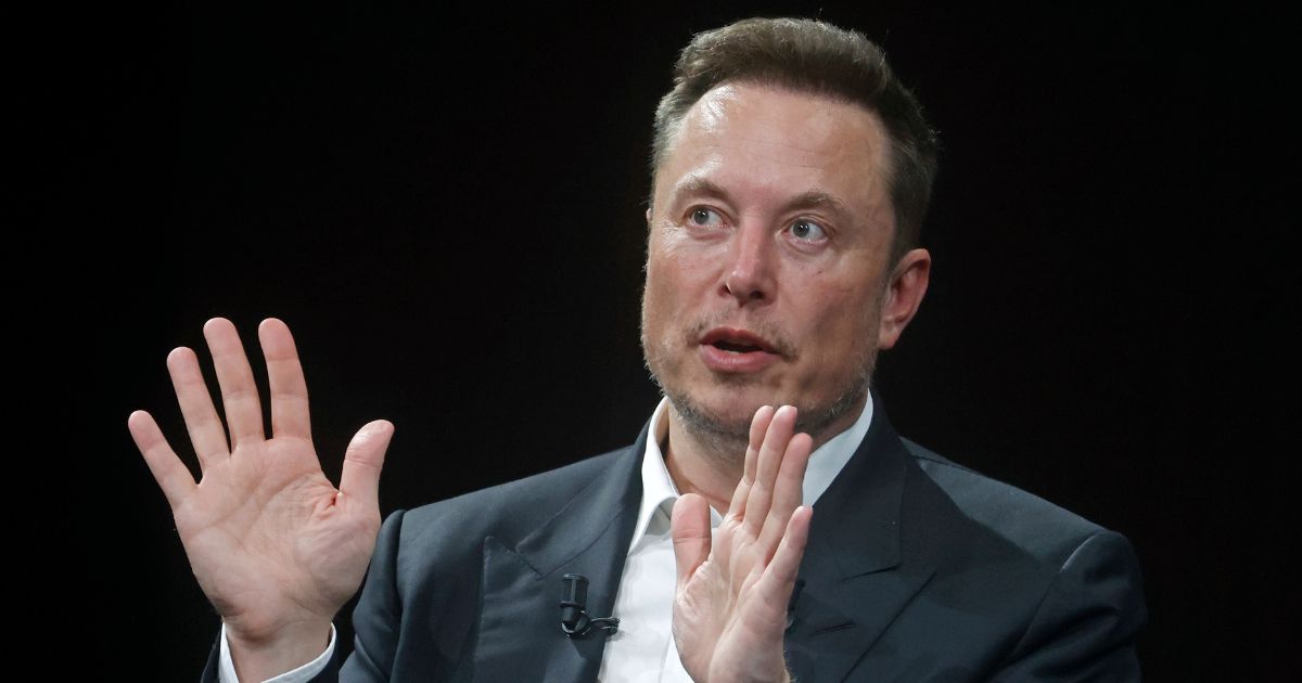 Elon Musk labels left’s popular insults as ‘slurs’ on Twitter.