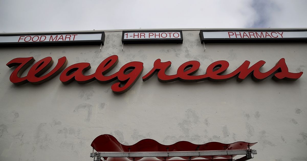Chicago Walgreens accused of ‘racial profiling’ for removing most aisles from view.