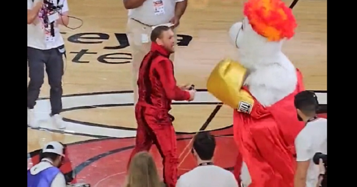 Conor McGregor speaks up following brutal punch that hospitalizes NBA mascot.