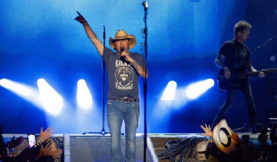 Jason Aldean in a concert Saturday night in Twin Lakes, Wisconsin.