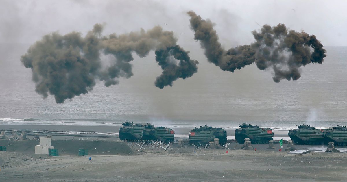 Taiwan's military holds drills of the annual Han Kuang military exercises that simulate an anti-landing operations near the coast in New Taipei City, northern Taiwan, on Thursday.