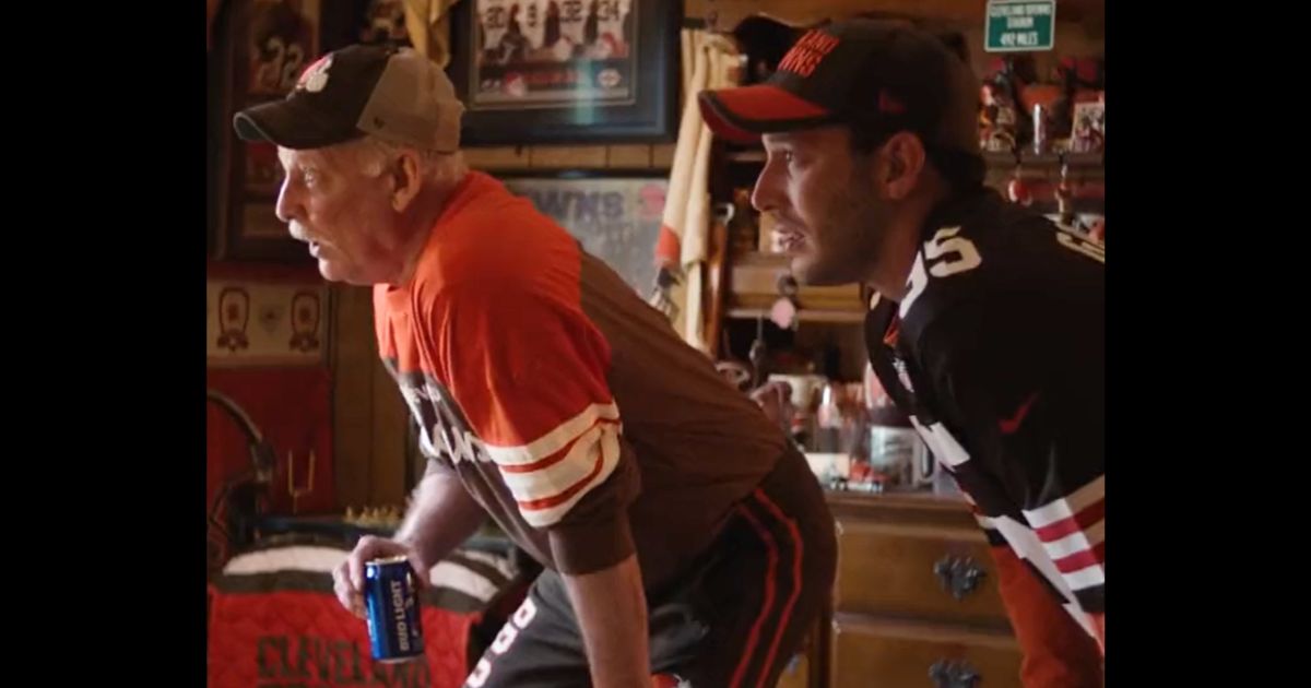 A new Bud Light commercial shows NFL fans enjoying the brand.
