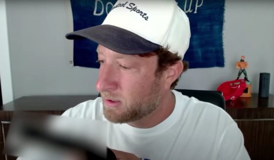 Barstool Sports founder Dave Portnoy called a Washington Post reporter to confront her over emails she was sending to advertisers in his Pizzafest event.