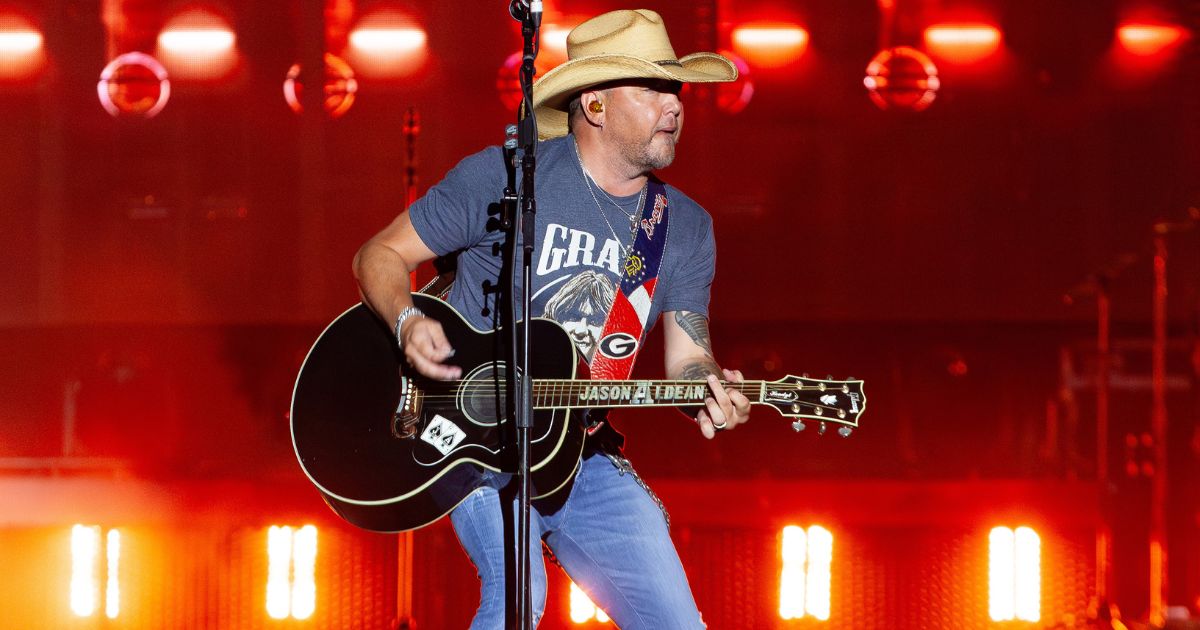 Jason Aldean performs onstage at Country Thunder Wisconsin - Day 3 in Twin Lakes, Wisconsin, on July 22.