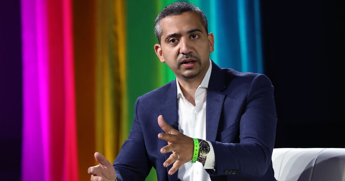 Mehdi Hasan appears on stage