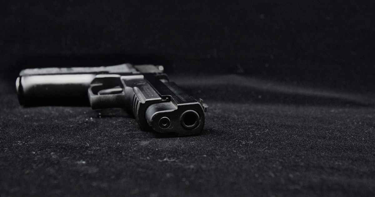 Judge invalidates NYC gun regulation.