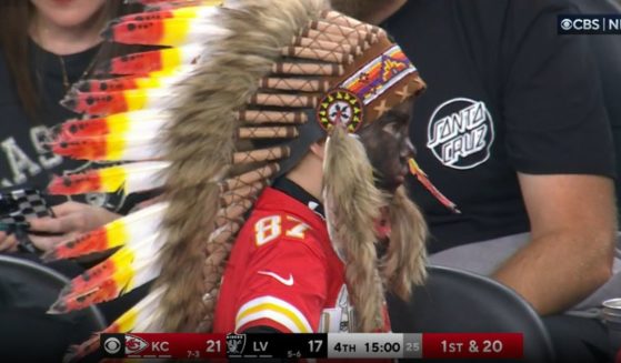 This image of a young Kansas City Chiefs fan went viral.