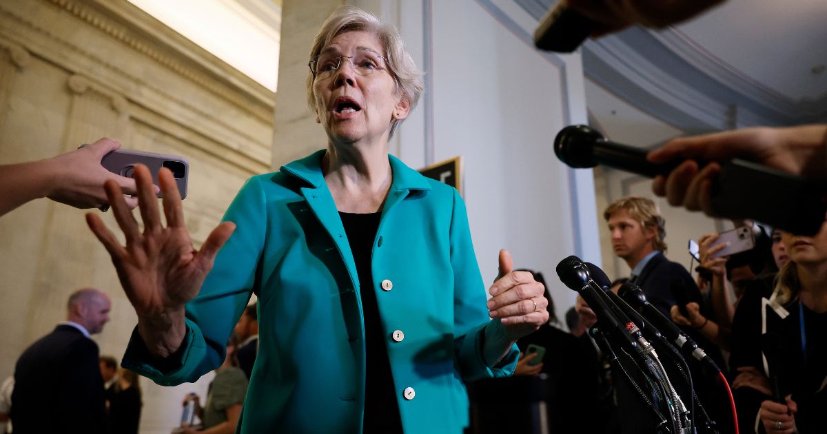 Elizabeth Warren’s Claim About Rising ‘Islamophobia’ Blows Up in Her Face