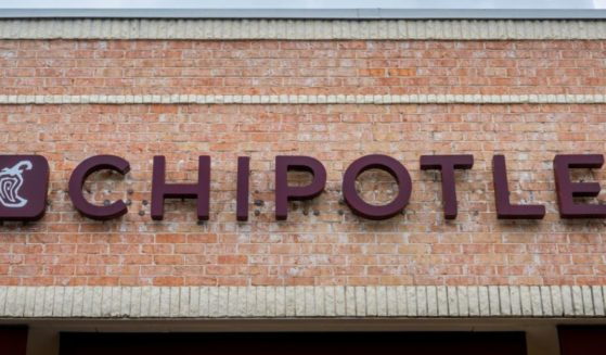 A Chipotle customer who threw a bowl of food in an employee's face was sentenced to two months walking in the shoes of the fast-food worker.