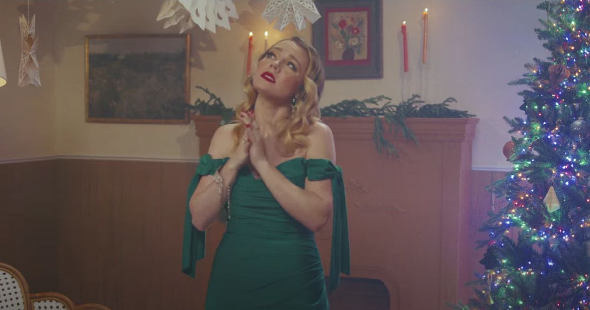 Pop artist Sarah Reeves' song "Christmas Feels Different This Year" resonates with many Americans this holiday season.