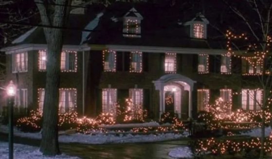 The above image is the house from “Home Alone.”