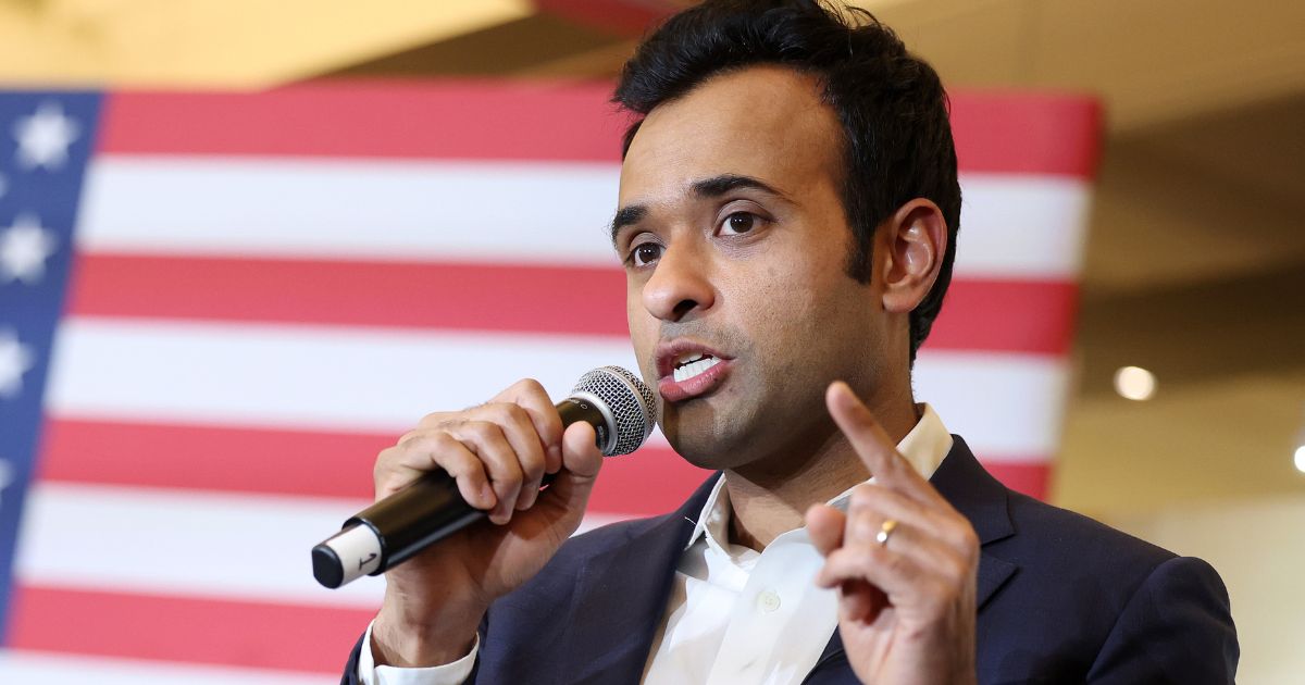 Vivek Ramaswamy speaks at his caucus night event in Des Moines, Iowa, on Monday. Later that night, he announced he was suspending his presidential campaign.