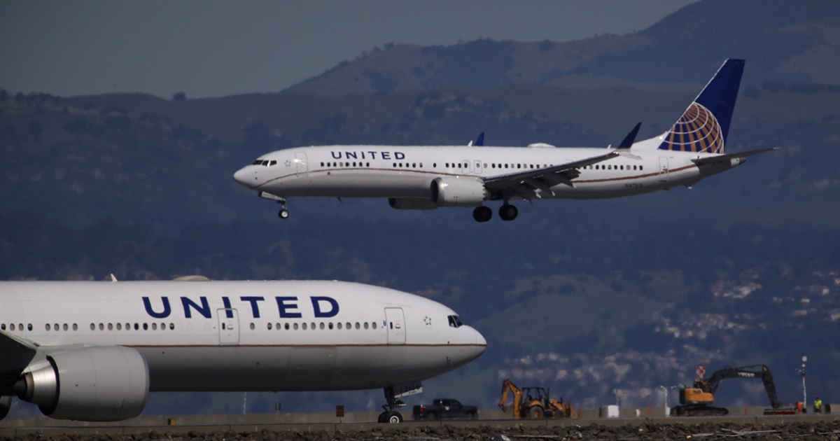 A United Airlines Boeing 737 Max 9 aircraft lands at San Francisco International Airport in March 2019 in Burlingame, California.