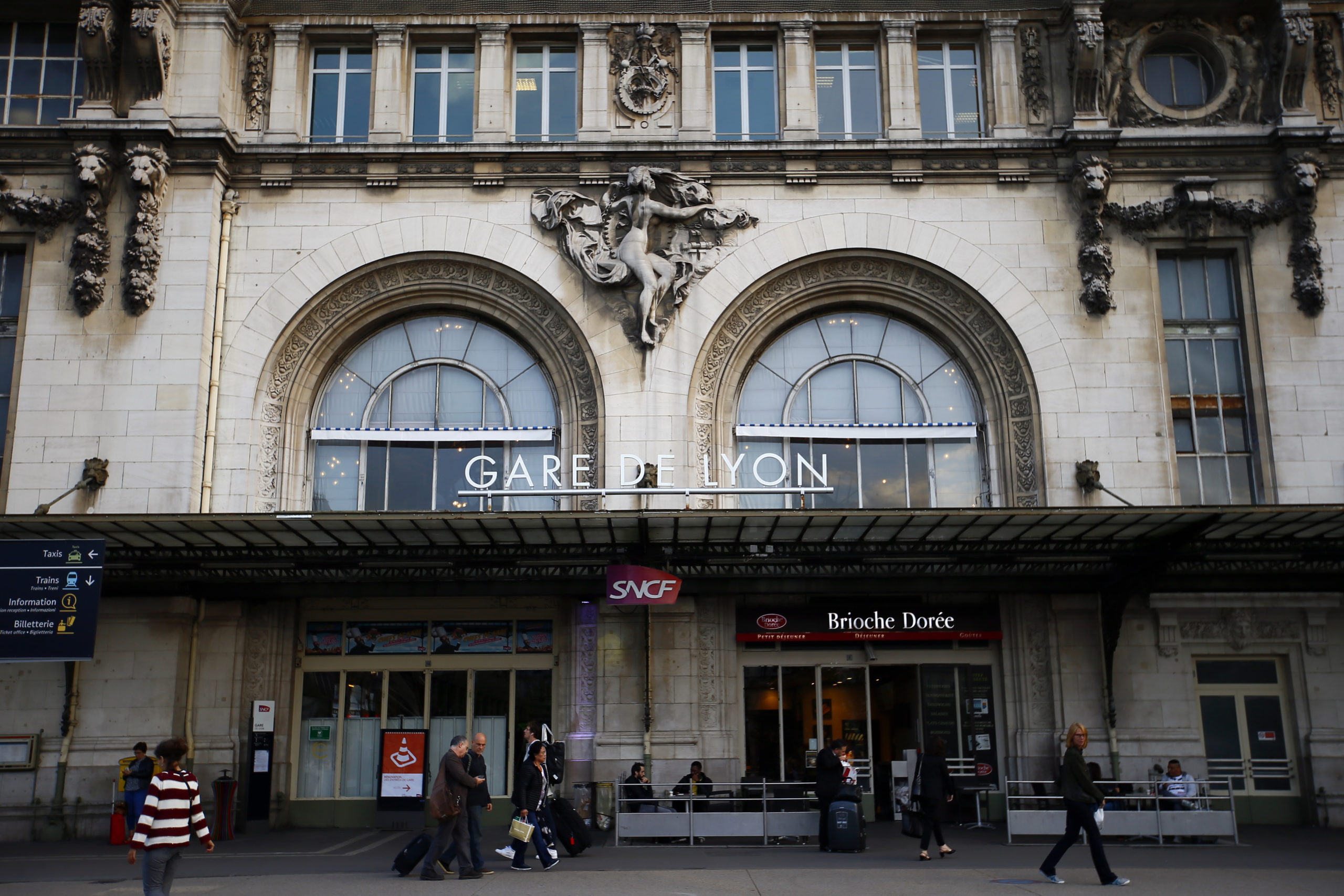 An assailant injured three people in a stabbing attack at the Gare de Lyon train station in Paris, Saturday.