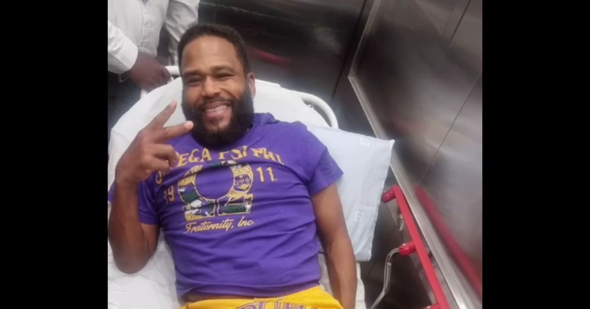 Actor Anthony Anderson at the hospital after suffering an injury on the movie set of "G20."
