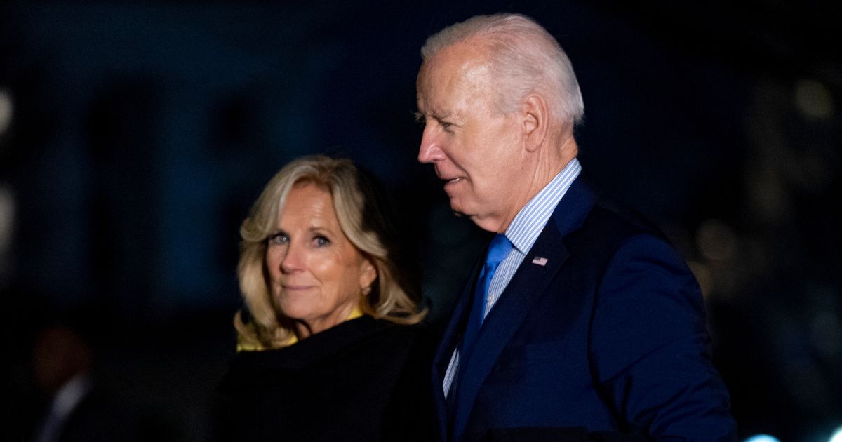 Joe Biden and Jill Biden arriving at the White House from a campaign trip