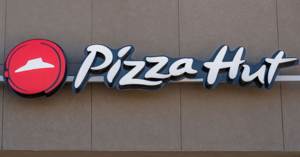 A Pizza Hut store is pictured in Austin, Texas, on Nov. 1. Recently, a Pizza Hut employees in Wisconsin allegedly murdered a manager in the restaurant's kitchen over a $7,000 inheritance check.