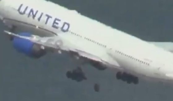 A United Airlines Boeing 777 lost a tire March 7 as it took off from San Francisco International Airport.