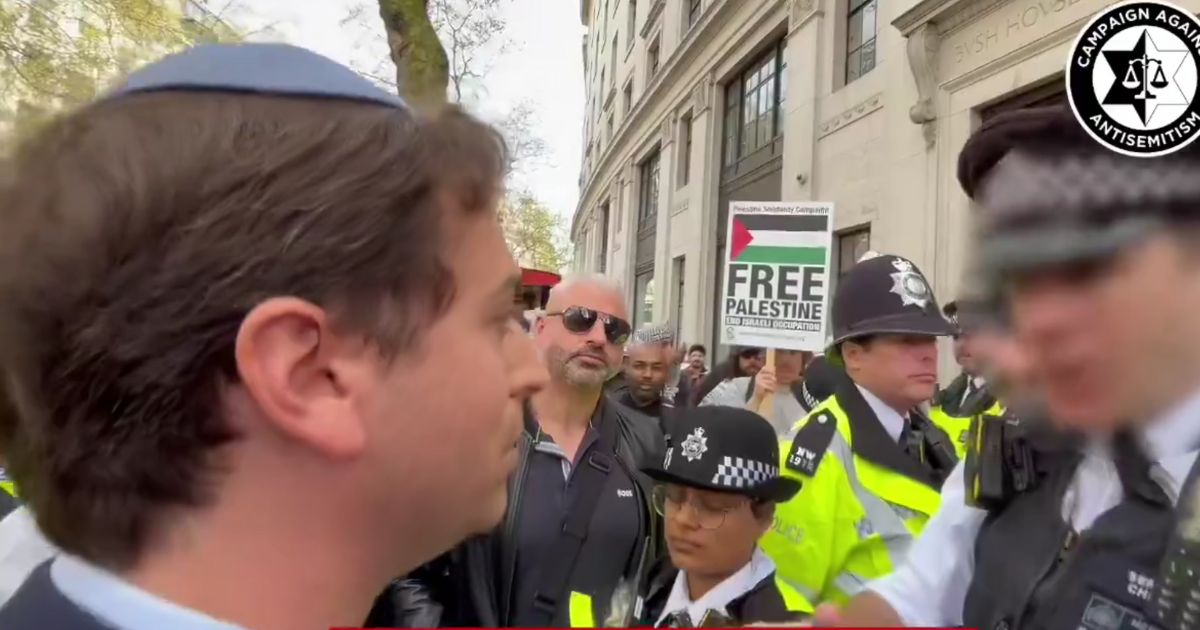 Video shared by the Campaign Against Antisemitism showed police threatening to arrest a Jewish man during a pro-Palestinian protest.