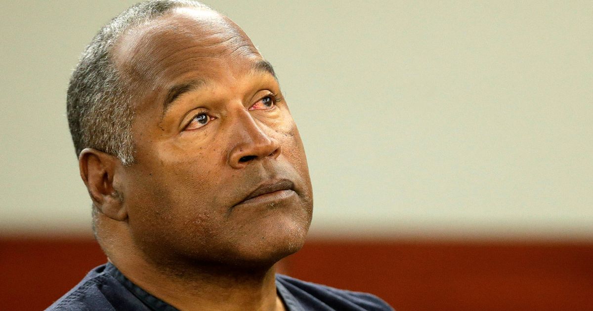 O.J. Simpson listens to testimony at an evidentiary hearing in Clark County District Court in Las Vegas, Nevada, on May 13, 2013.