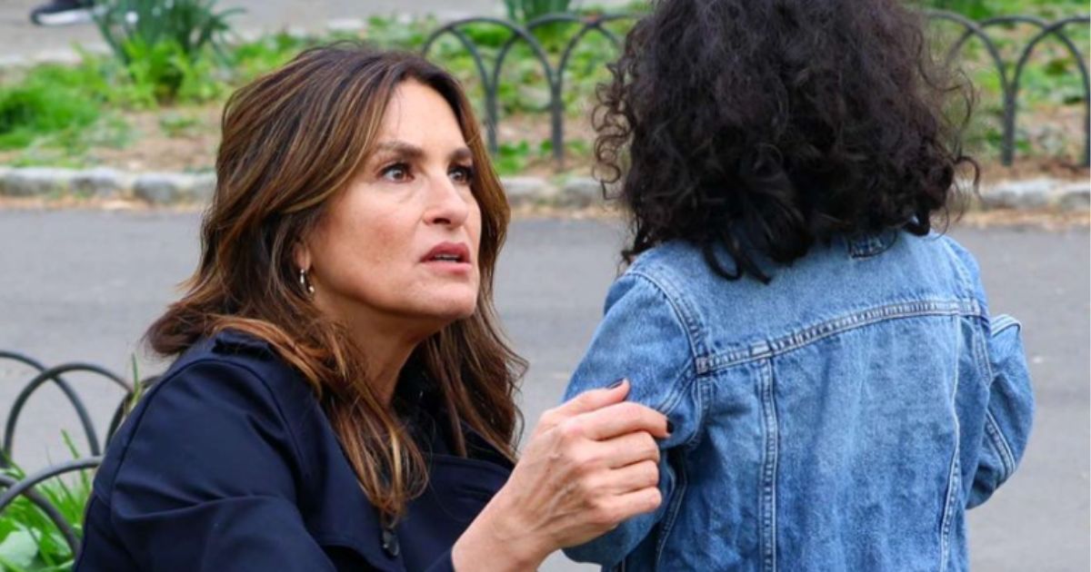 Mariska Hargitay attends to a real-life situation with a young girl on April 10 in New York City during a halt in filming from “Law & Order: Special Victims Unit," the show that Hargitay stars in with Ice-T.