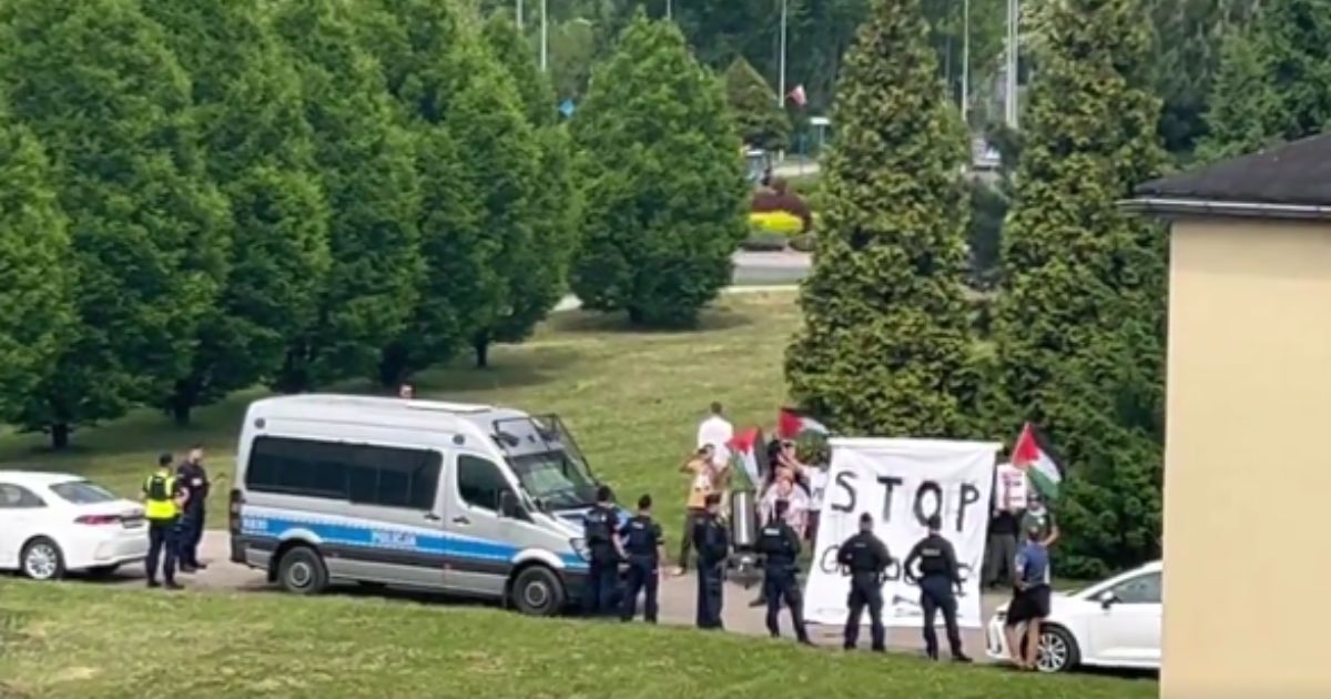 Watch: Revolting Pro-Gaza Activists Protest Outside Auschwitz for ‘March of the Living’ to Honor Victims