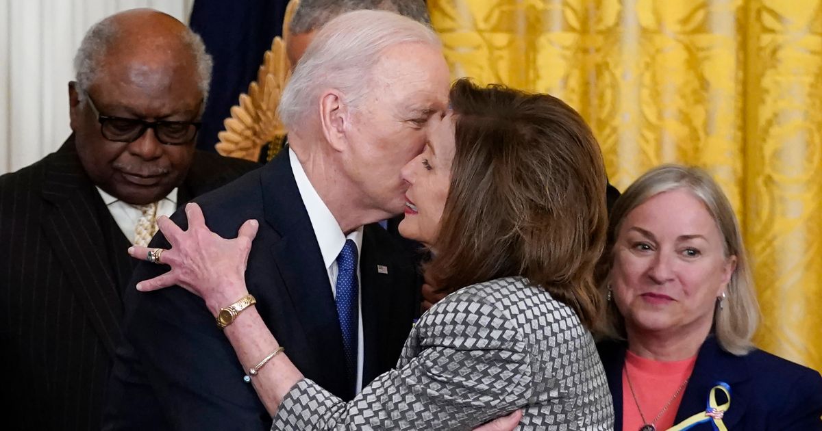 Biden to Present Medal of Freedom to Pelosi, Kerry, and Others