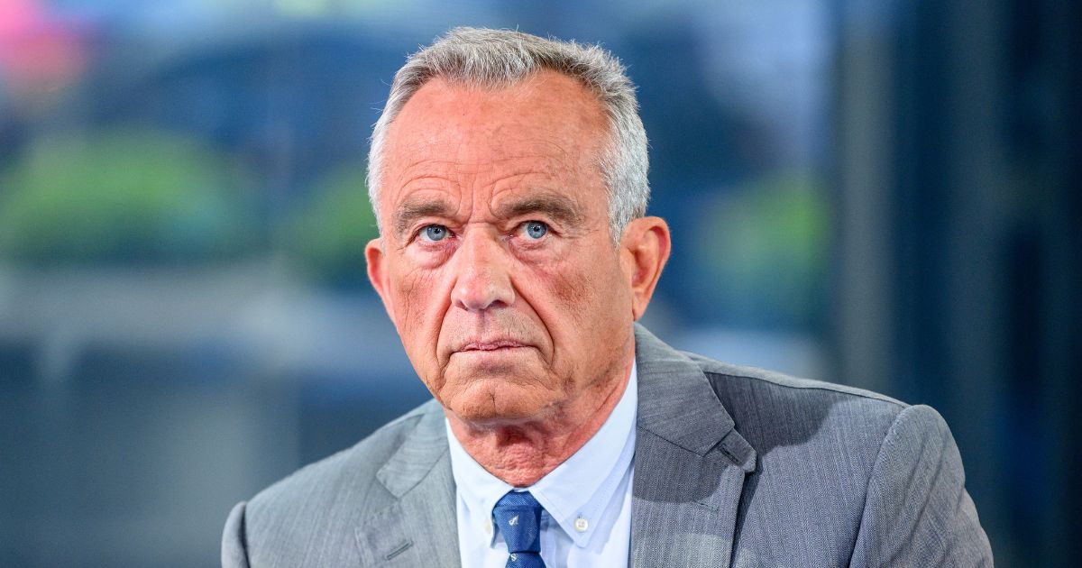 RFK Jr. Makes Gross Admission, Says Parasite Ate Part of His Brain – ‘I Have Cognitive Problems, Clearly’