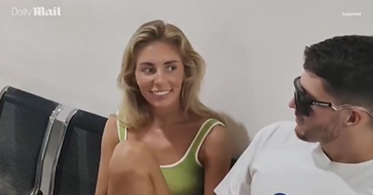 Notorious ‘Adult Actress’ Bonnie Blue Facing Consequences as Perverse Behavior Catches up to Her in Indonesia – the Largest Muslim Populated Country in the World Notorious ‘Adult Actress’ Bonnie Blue Facing Consequences as Perverse Behavior Catches up to Her in Indonesia – the Largest Muslim Populated Country in the World