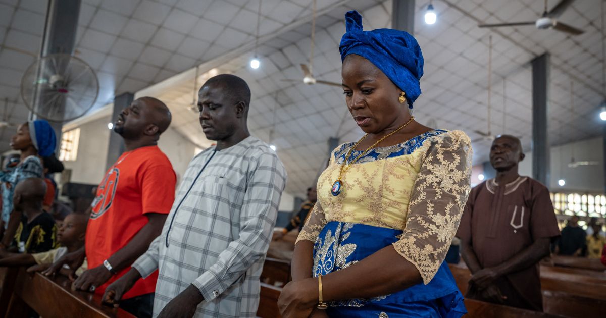Trump Brings the Hammer Down on Nigerians Involved with Persecuting Christians, Severs Visas Trump Brings the Hammer Down on Nigerians Involved with Persecuting Christians, Severs Visas