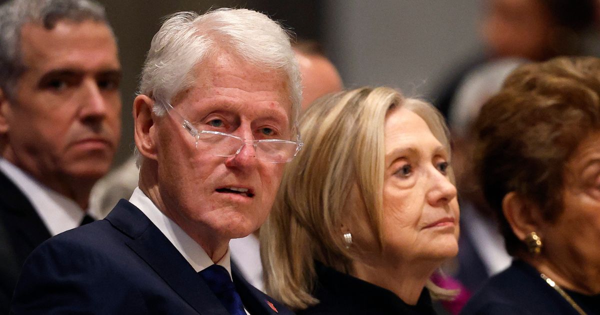 Here Are the 9 Dems Who Voted to Hold Clintons in Contempt - 2 Are Jaw-Droppers Few People Ever Saw Coming