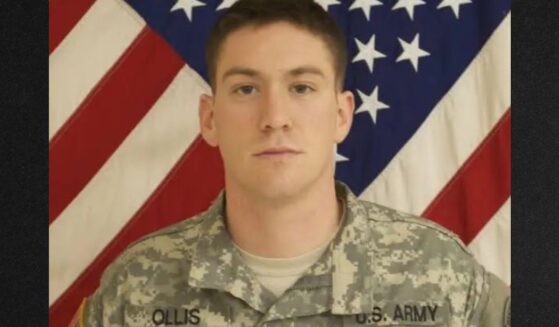 The White House has announced that Army Staff Sgt. Michael Ollis of Staten Island, New York, who died in Afghanistan in 2013, will posthumously receive the Medal of Honor.