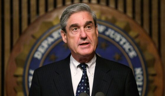 FBI Director Robert Mueller speaks during a news conference at the FBI headquarters June 25, 2008 in Washington, DC.
