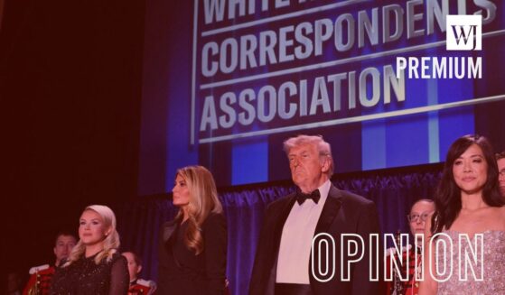 White House press secretary Karoline Leavitt, left, first lady Melania Trump, President Donald Trump, and CBS News senior White House correspondent Weijia Jiang attend the White House Correspondents' dinner Saturday in Washington, D.C.